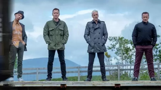 韩国好看的电影喜剧有哪些(盘点最受好评的十部韩国喜剧片)