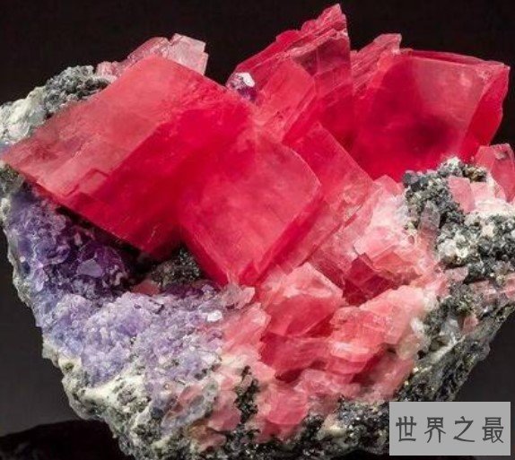 世界上最早的化妆品,四十万年前用赤铁矿打扮自己