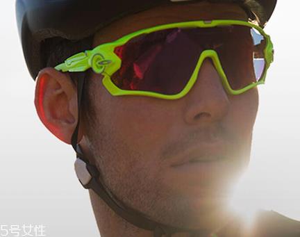 oakley眼镜是什么档次?欧克利眼镜档次介绍 oakley眼镜是什么档次?欧克利眼镜档次介绍