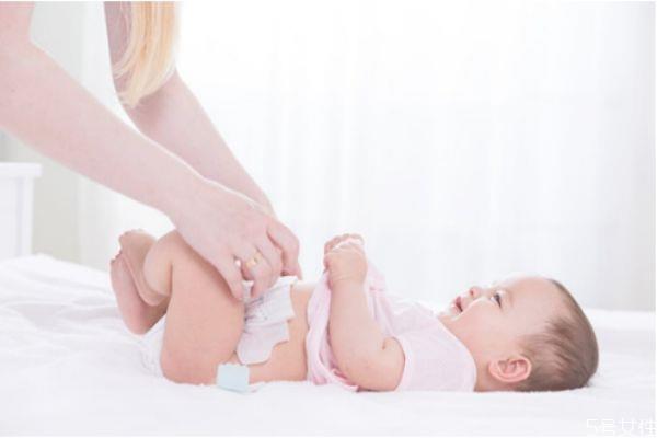 护臀霜可以擦脸吗 护臀霜有必要买吗 护臀霜可以擦脸吗 护臀霜有必要买吗