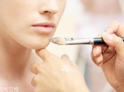 圣罗兰超模光感粉底液色号怎么选?色号解析 圣罗兰超模光感粉底液色号怎么选?色号解析