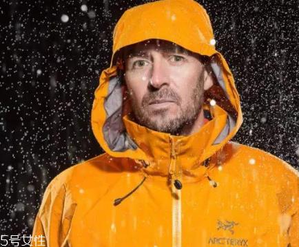 始祖鸟冲锋衣怎么洗?始祖鸟冲锋衣清洗方法 始祖鸟冲锋衣怎么洗?始祖鸟冲锋衣清洗方法