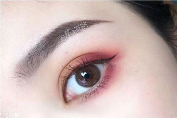 美瞳每天可以戴多久 美瞳戴多长时间比较好 美瞳每天可以戴多久 美瞳戴多长时间比较好