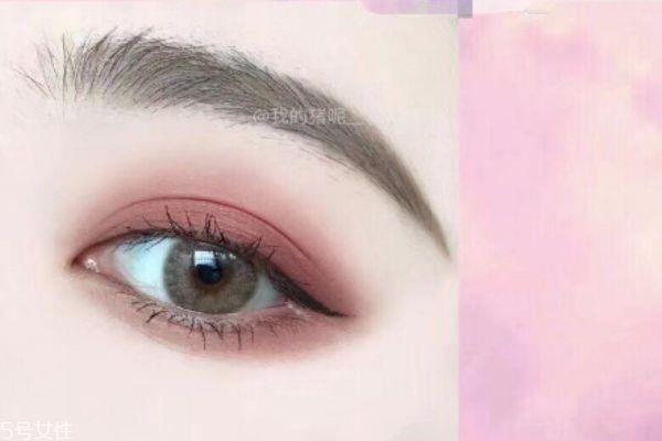 美瞳每天可以戴多久 美瞳戴多长时间比较好 美瞳每天可以戴多久 美瞳戴多长时间比较好