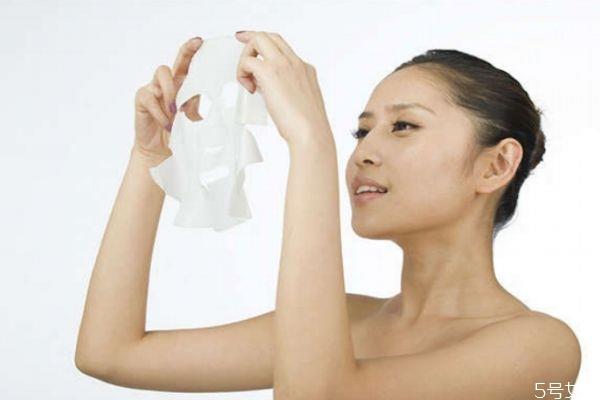 烟酰胺面膜可以天天敷吗 烟酰胺面膜多久敷一次 烟酰胺面膜可以天天敷吗 烟酰胺面膜多久敷一次