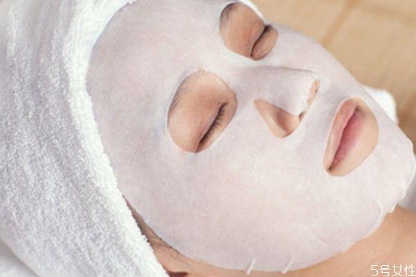 烟酰胺面膜可以天天敷吗 烟酰胺面膜多久敷一次 烟酰胺面膜可以天天敷吗 烟酰胺面膜多久敷一次