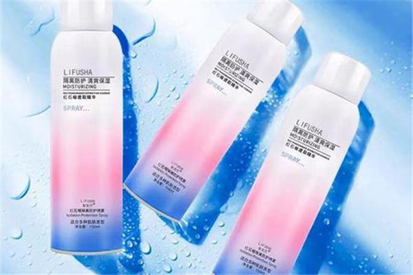 防晒喷雾可以喷脸上吗 防晒喷雾为什么不能往脸上喷 防晒喷雾可以喷脸上吗 防晒喷雾为什么不能往脸上喷