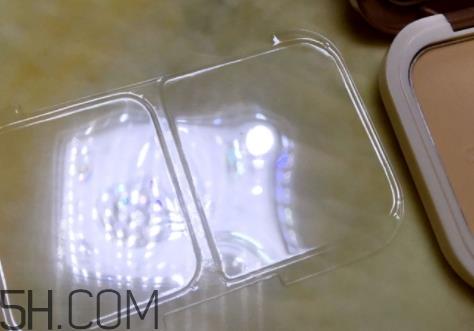 卡姿兰粉饼哪款好用?卡姿兰粉饼哪款好? 卡姿兰粉饼哪款好用?卡姿兰粉饼哪款好?