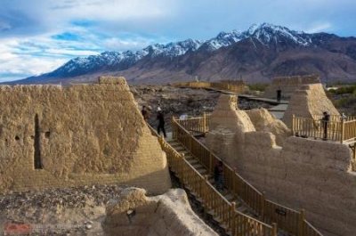 ​该如何评价清初哲学家思想家颜元？颜元为什么没有朱熹有名历史