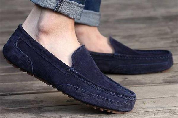 豆豆鞋配什么袜子好看 有这几种选择 豆豆鞋配什么袜子好看 有这几种选择