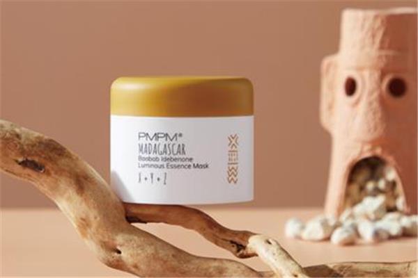 泥膜是干敷还是湿敷 泥膜涂多厚 泥膜是干敷还是湿敷 泥膜涂多厚