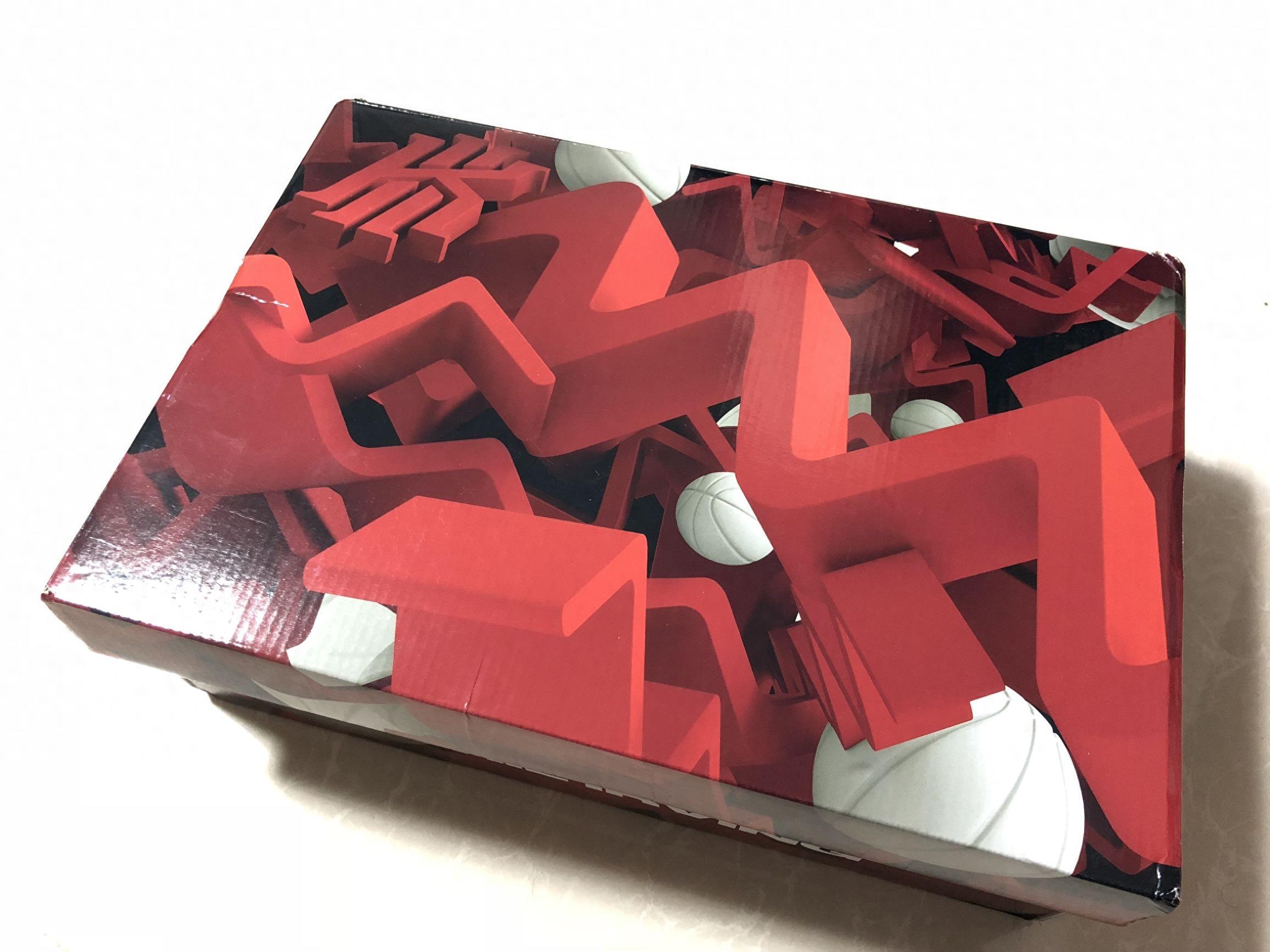 出来都说丑,发售抢成狗!欧文战靴Nike Kyrie 4首发鸳鸯配色图集