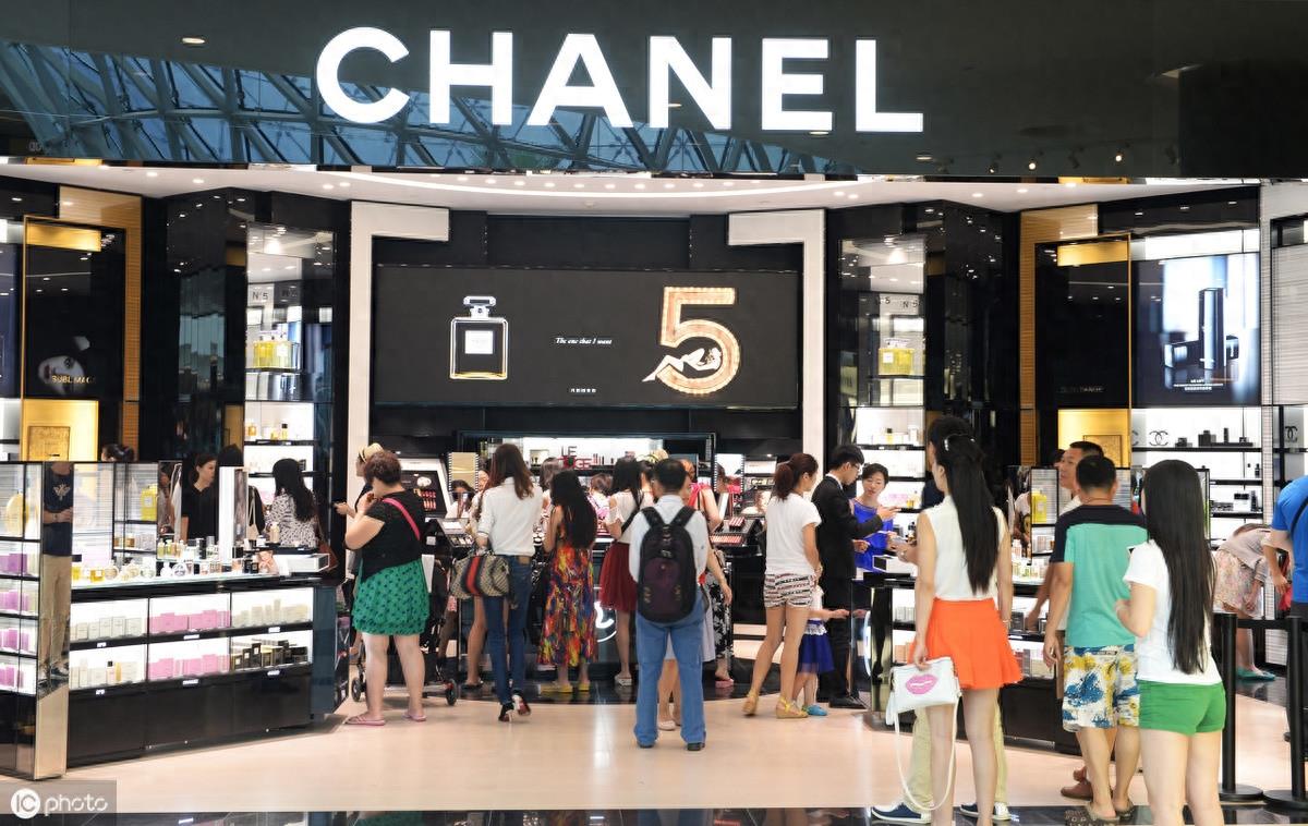 亚洲5大机场免税店买什么最划算?看看这个不会被坑~