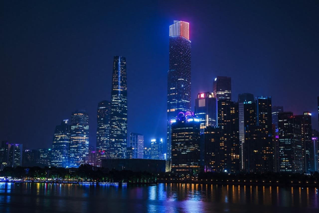 珠江夜游，珠江边上的美丽夜景高清图集赏