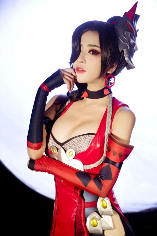 码!《王者荣耀》最美真人cosplay图集2(高清大图)