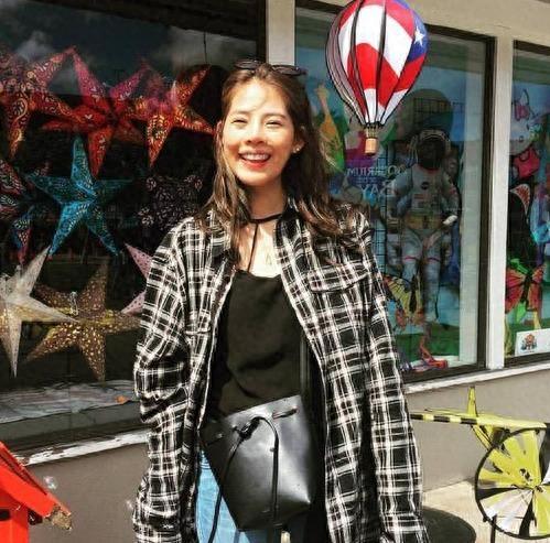 陈冠希历届女友洪文安穿衣打扮总是会让人看起来很舒服,太完美