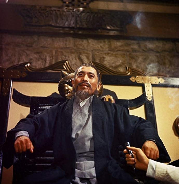 老照片:香港TVB老戏骨谷峰