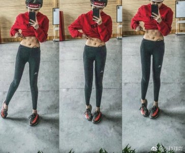 ​赵本山女儿秀马甲线身材傲人，已经不是以前的她了？