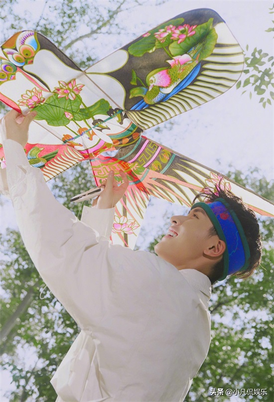 张逸杰帅照来袭，阳光下的大男孩!