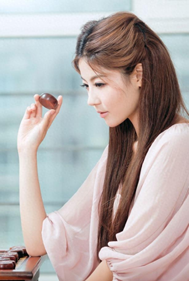 棋坛小龙女华夏论棋,纯美脱俗惊为天人!