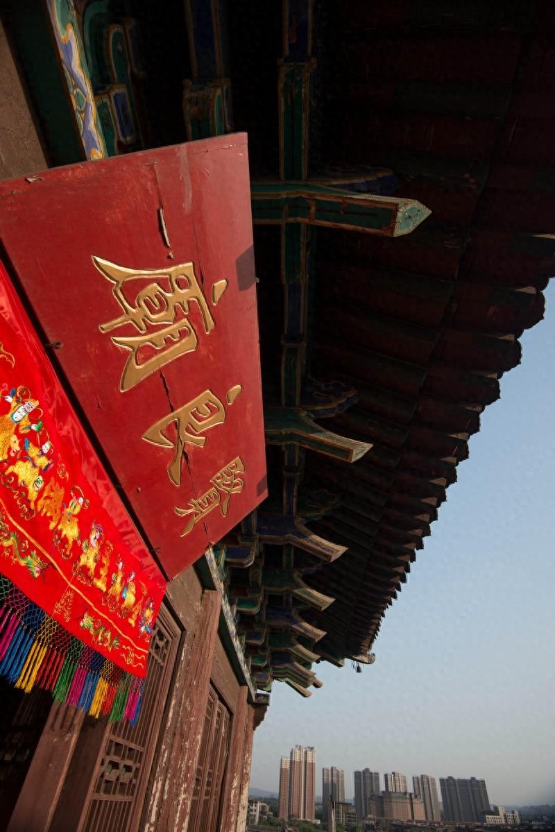 丽景门，被评为洛阳八景之一，一座重现古都洛阳风貌的城楼