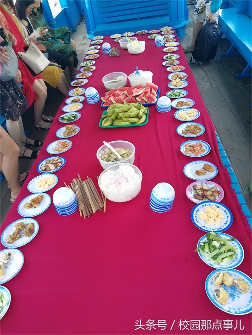 越南芽庄美食：走心的水果派对、鳄鱼肉、船餐，不一样的吃货体验