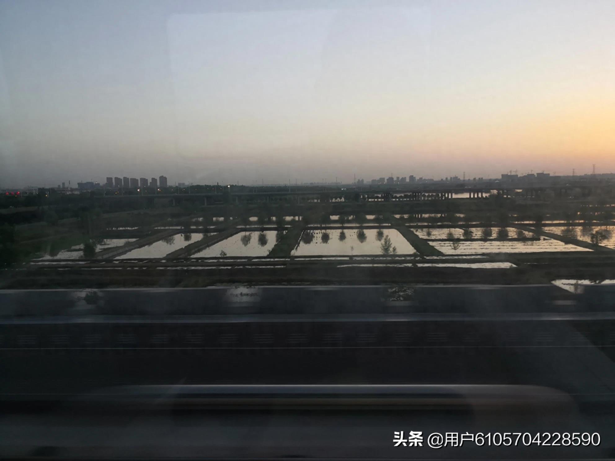 西安北站至咸阳机场的城际铁路