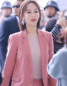 ​你只知杨紫本名叫杨旎奥，那你知道王一博原名吗？特别像偶像男主