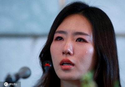 ​哭得梨花带雨！速滑名将李相花宣布退役 谈中韩速度战印象深刻