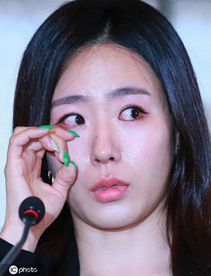 哭得梨花带雨！速滑名将李相花宣布退役 谈中韩速度战印象深刻