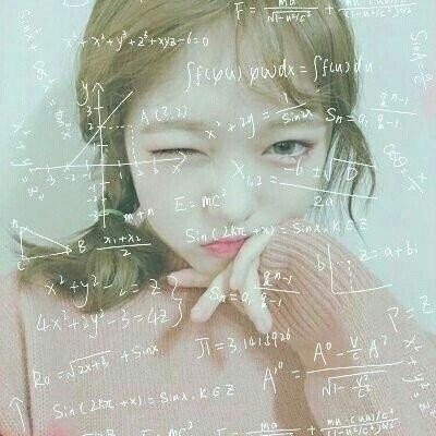 独特好看的女生头像带公式