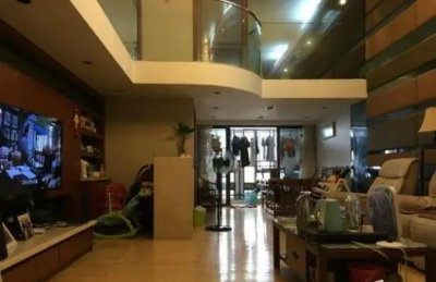 ​朋友当初坚持买复式房，死活不听劝，入住不到1年后悔了