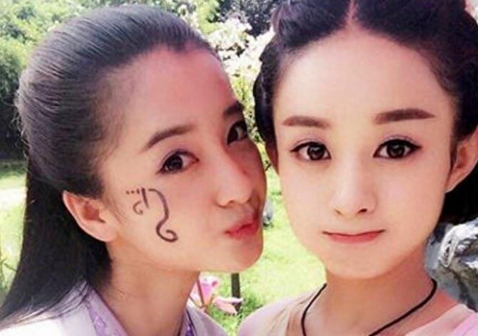 7位明星和替身演员合影，最后一位替身颜值不输本尊！