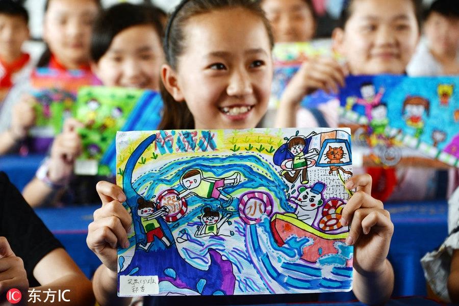 小学生手绘“防溺水”宣传画 珍爱生命-预防溺水