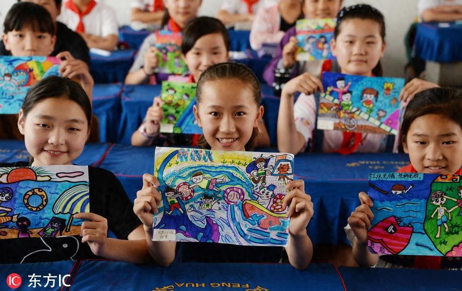 小学生手绘“防溺水”宣传画 珍爱生命-预防溺水