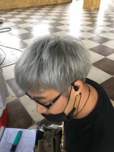 ​原来超级流行的奶奶灰是这样染得