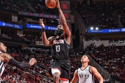 ​哈登首节爆砍27分