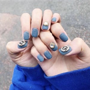 ​这些拥有盛世美颜的磨砂美甲，高级时髦厉害炸了！