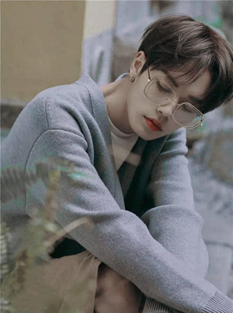 组图：偶像新人林彦俊