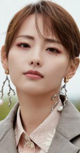 ​张嘉倪，演员、歌手