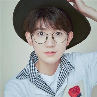 TFBOYS王源男生头像高清图片