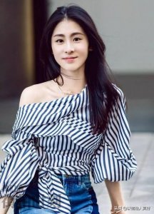 ​张碧晨唱《一吻之间》，句句走心催人泪下，她为何瞒着男友生子？