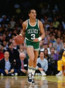 ​解密NBA球衣号码背后的故事：谁才是真正能够代表24的球星