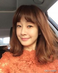 ​明世彬仍气质满分 凭付岩洞的复仇者们翻红 前夫是首尔大学学霸