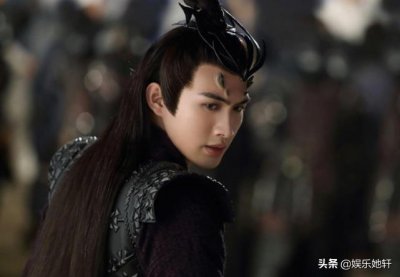 ​张彬彬一小时内连更2条微博，全是新剧开播宣传！邓伦也更博力挺