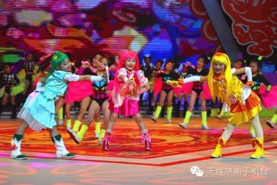 ​李源卢奇济南台少儿春晚大变身！秀绝活送祝福一样都不能少！