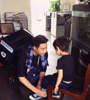 《闪亮的爸爸》创潘式教育法,潘玮柏因爱发飙?