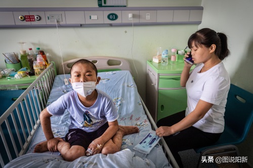 山村“魔咒”：兄弟俩出生3月后同患怪病，夫妻悔不该走到一起