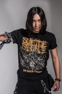 ​黑豹的新主唱是他？