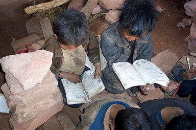 ​《为什么贫穷》纪录片